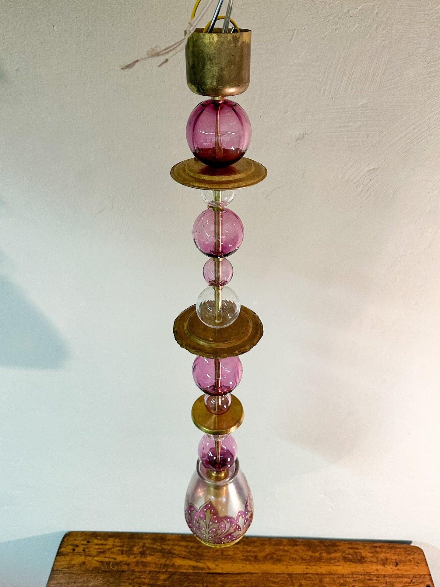 Einzigartiges Leuchtobjekt aus antiker Vase - Händlerstücke vom 12. November 2023