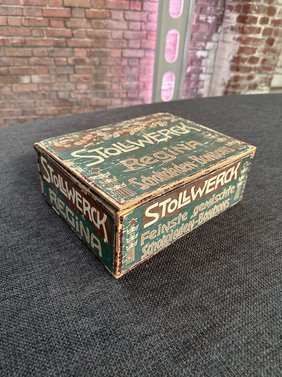 Jugendstil Kiste für Schokoladen Bonbons von Stollwerck - aus Bares für Rares 2024 - Esther-Ollick.shop