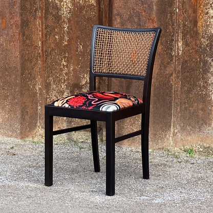 Stuhl mit verwobenen Lederschnüren - Esther-Ollick.shop