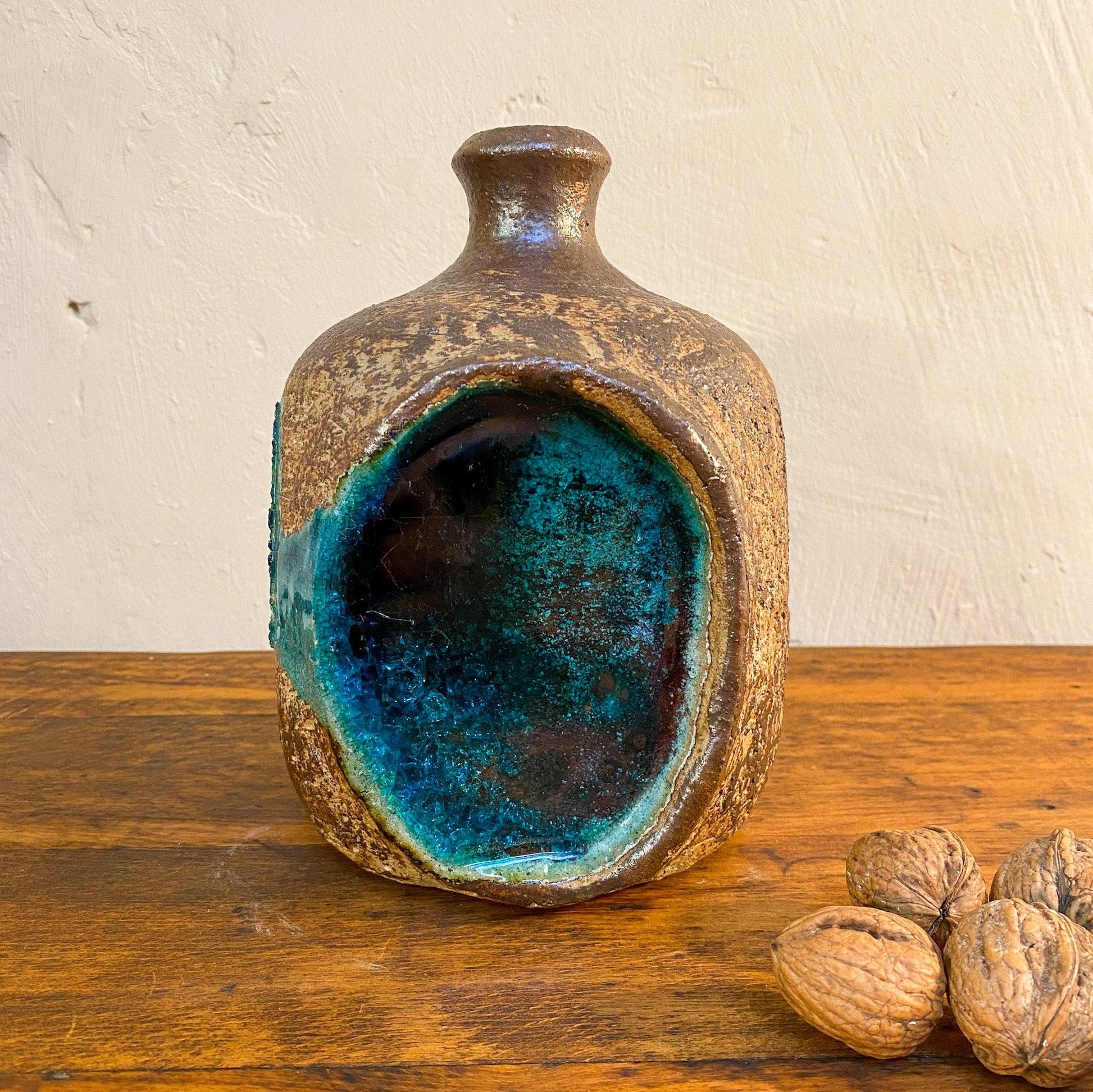 Faszinierende Vintage Vase mit petrolfarbenen Glas - Esther-Ollick.shop